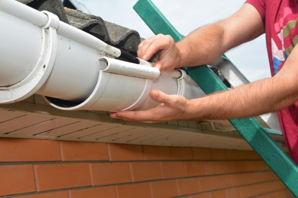 Cost of Large Gutter Repair in Jupiter